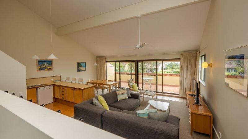 Peregian Court Resort Peregian Beach Bagian luar foto